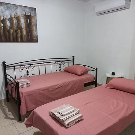 Sophie'S Sunny Spot 1 Apartment Yefira Luaran gambar